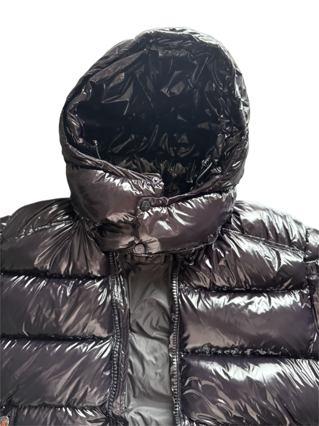 Moncler Shiny Puffer Jacket with Hood – Sleek Black