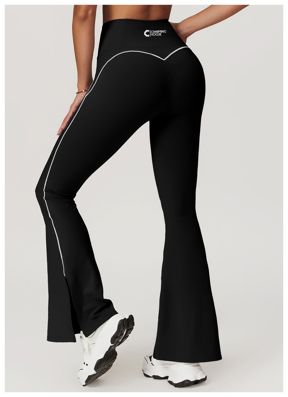 Seamless Stretch-Fit Bell-Bottom Yoga Pants in Black