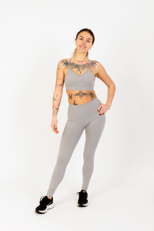 Crisscross Back Seamless Sports Bra in Grey