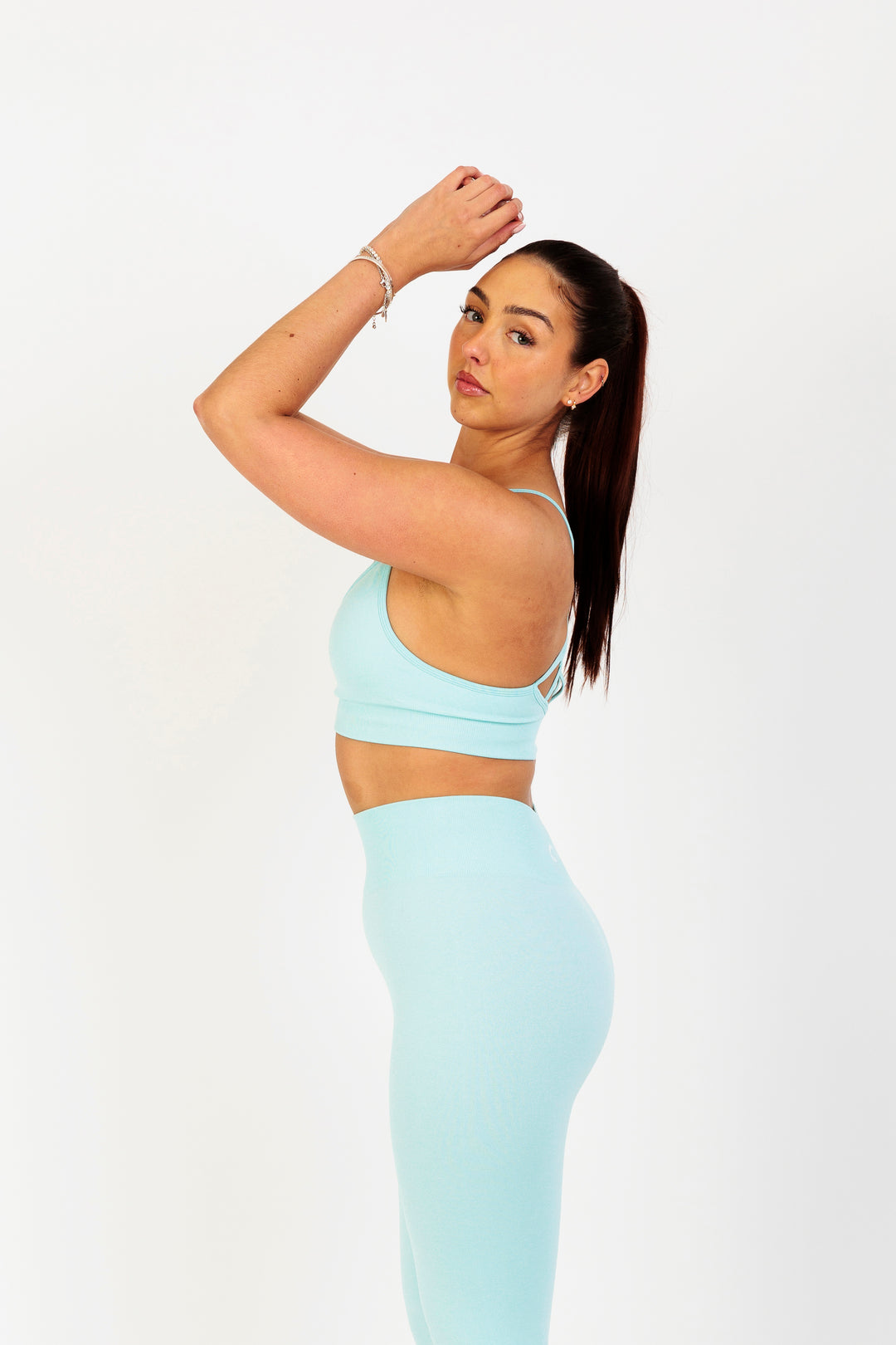 Crisscross Back Seamless Sports Bra in Light Green