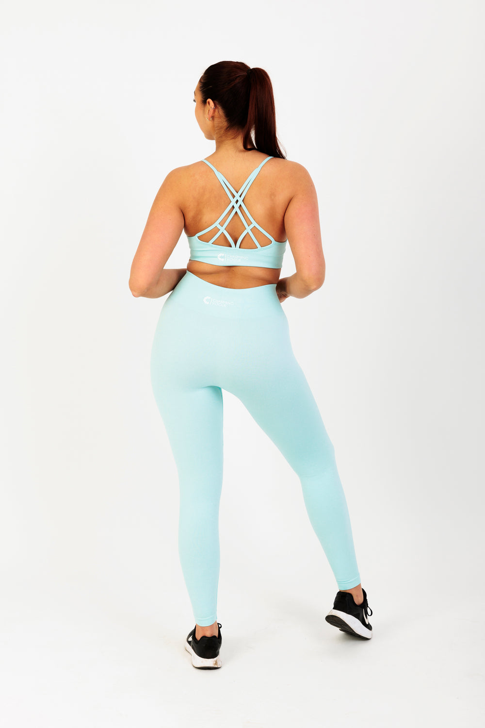 Crisscross Back Seamless Sports Bra in Light Green