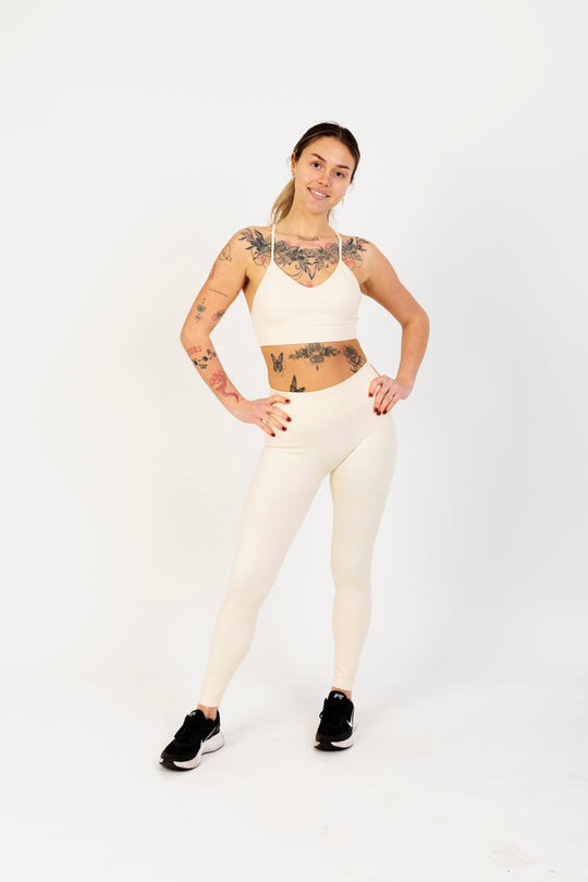 Crisscross Back Seamless Sports Bra in Cream