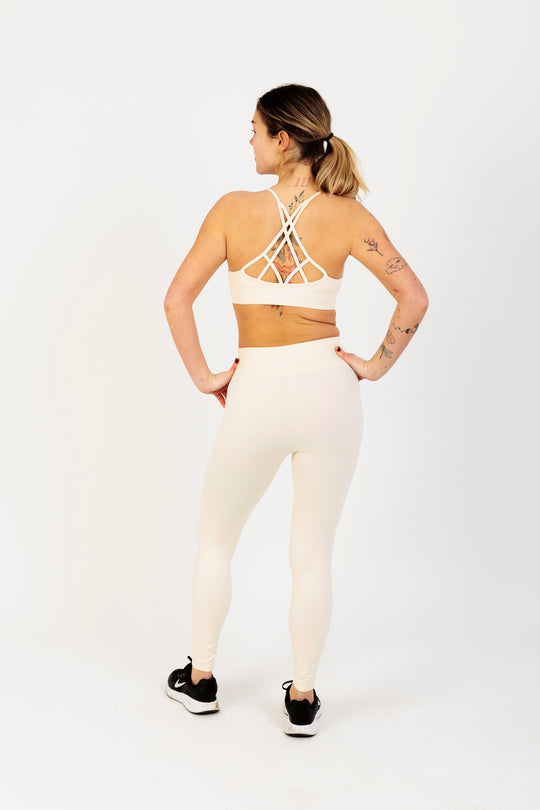 Crisscross Back Seamless Sports Bra in Cream