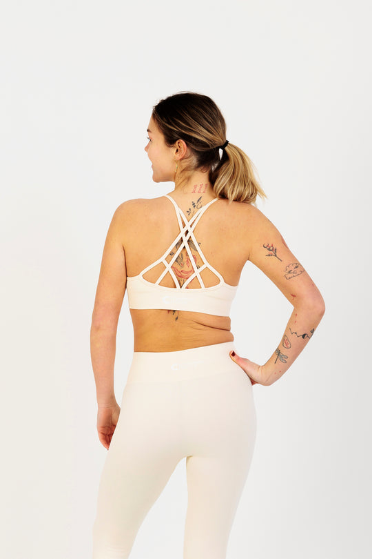 Crisscross Back Seamless Sports Bra in Cream