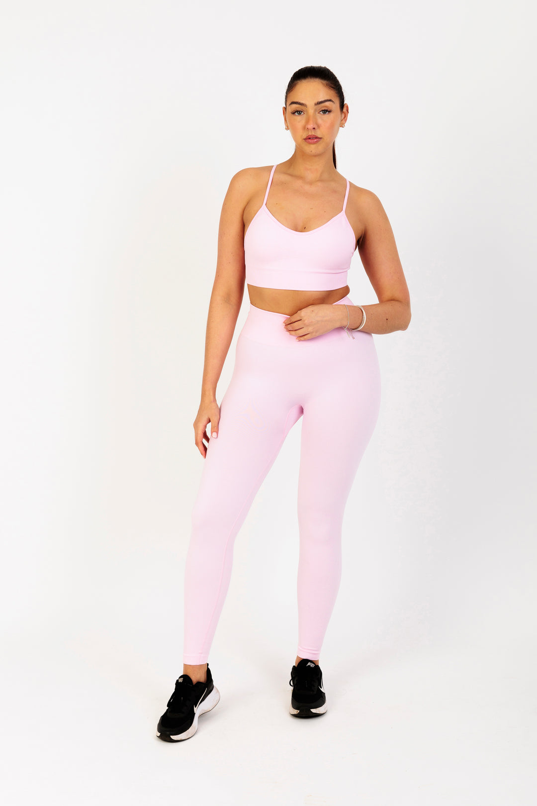 Crisscross Back Seamless Sports Bra in Pink