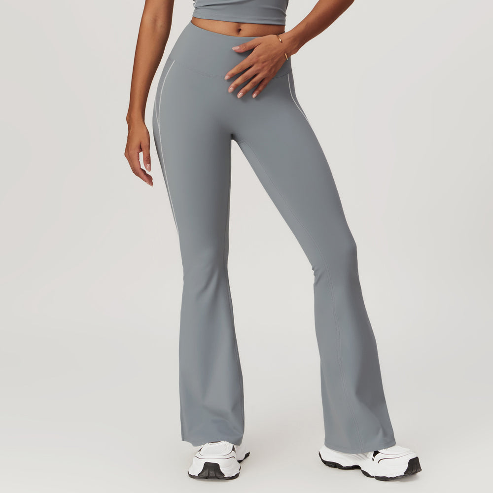 Seamless Stretch-Fit Bell-Bottom Yoga Pants in Grey