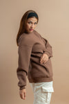 Warm brown sweatshirt for casual outfits