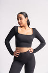 black high-rise seamless leggings and matching cropped top for women’s workout