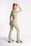 Stretchable high-waist yoga pants and full-sleeve crop top for women