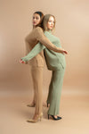 Knitted turtle neck top with full sleeves and wide-leg pants, two-piece set