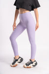 Women’s seamless yoga leggings, designed for ultimate stretch and comfort