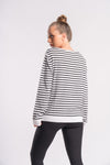 Stylish striped long-sleeve round-neck tee for women