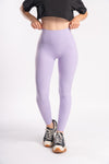 Women’s sports leggings with a high-waisted fit, ideal for yoga and high-intensity training